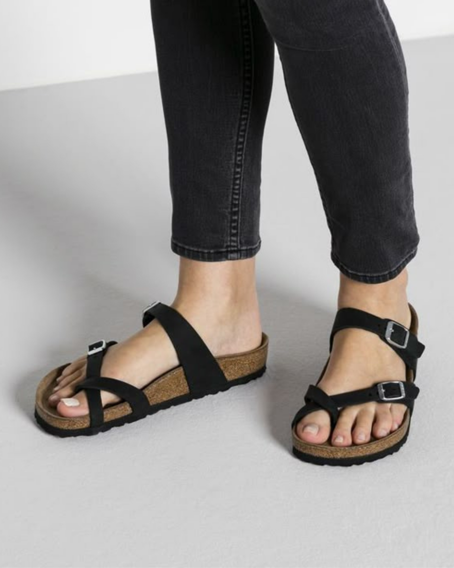 ComfortFit 8 - Mixed Leather Sandal | Color : Black